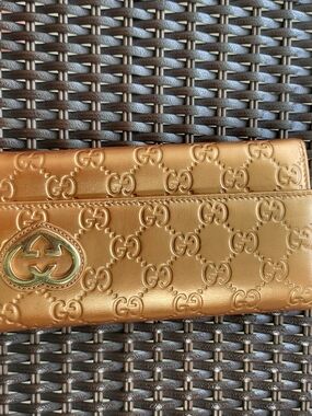 Gucci Metallic Gold GG Logo Women's Wallet